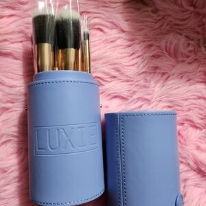 LUXIE brush 15 piece set!!